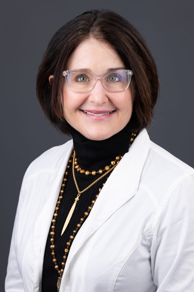 Surles_Lara_Physicians_East_2023-1_resize
